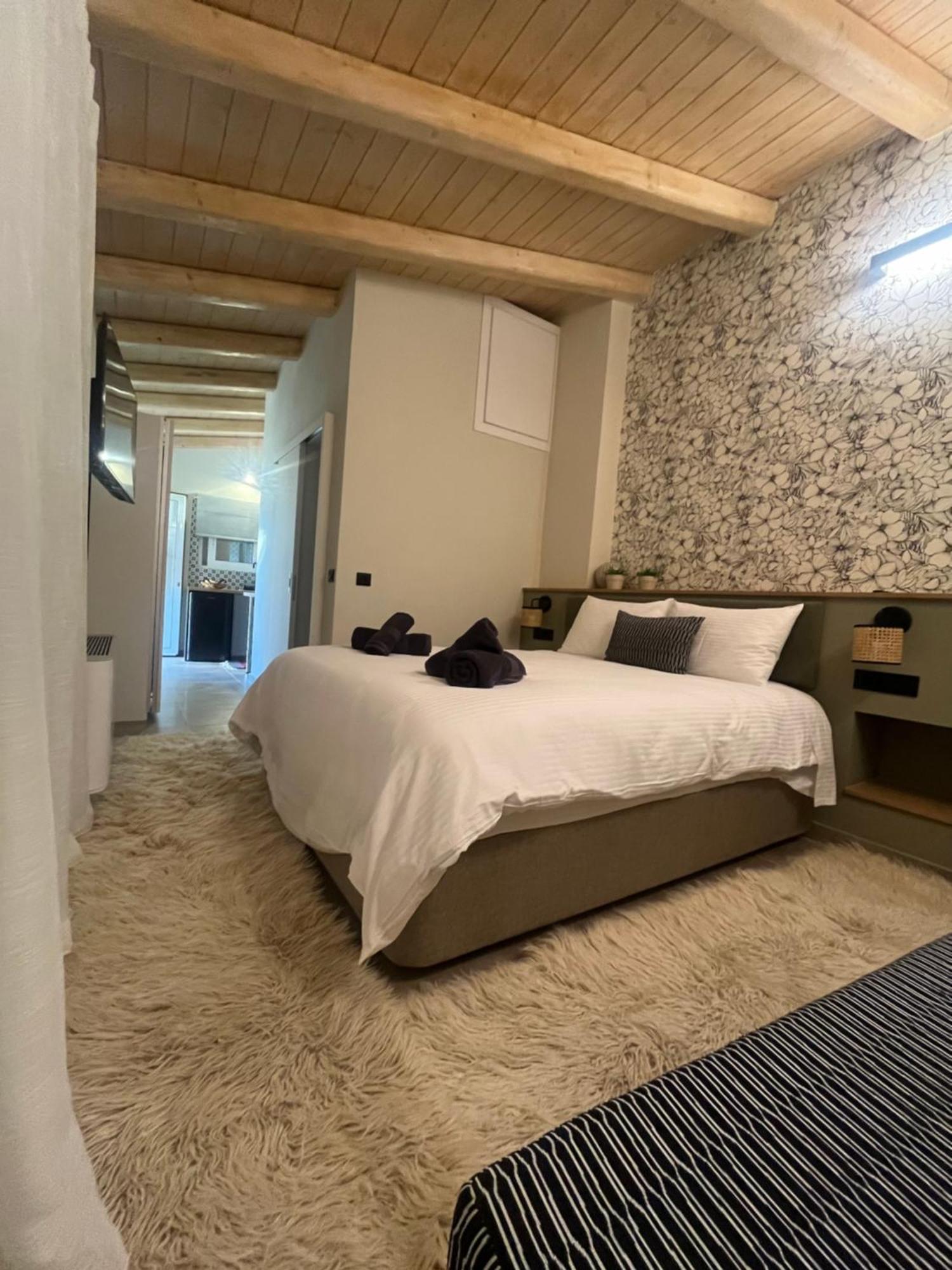 Nerita'S Country Houses Nea Tirins Esterno foto
